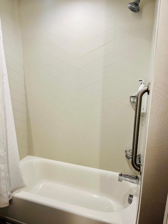 Fairfield Inn & Suites By Marriott Staunton Buitenkant foto