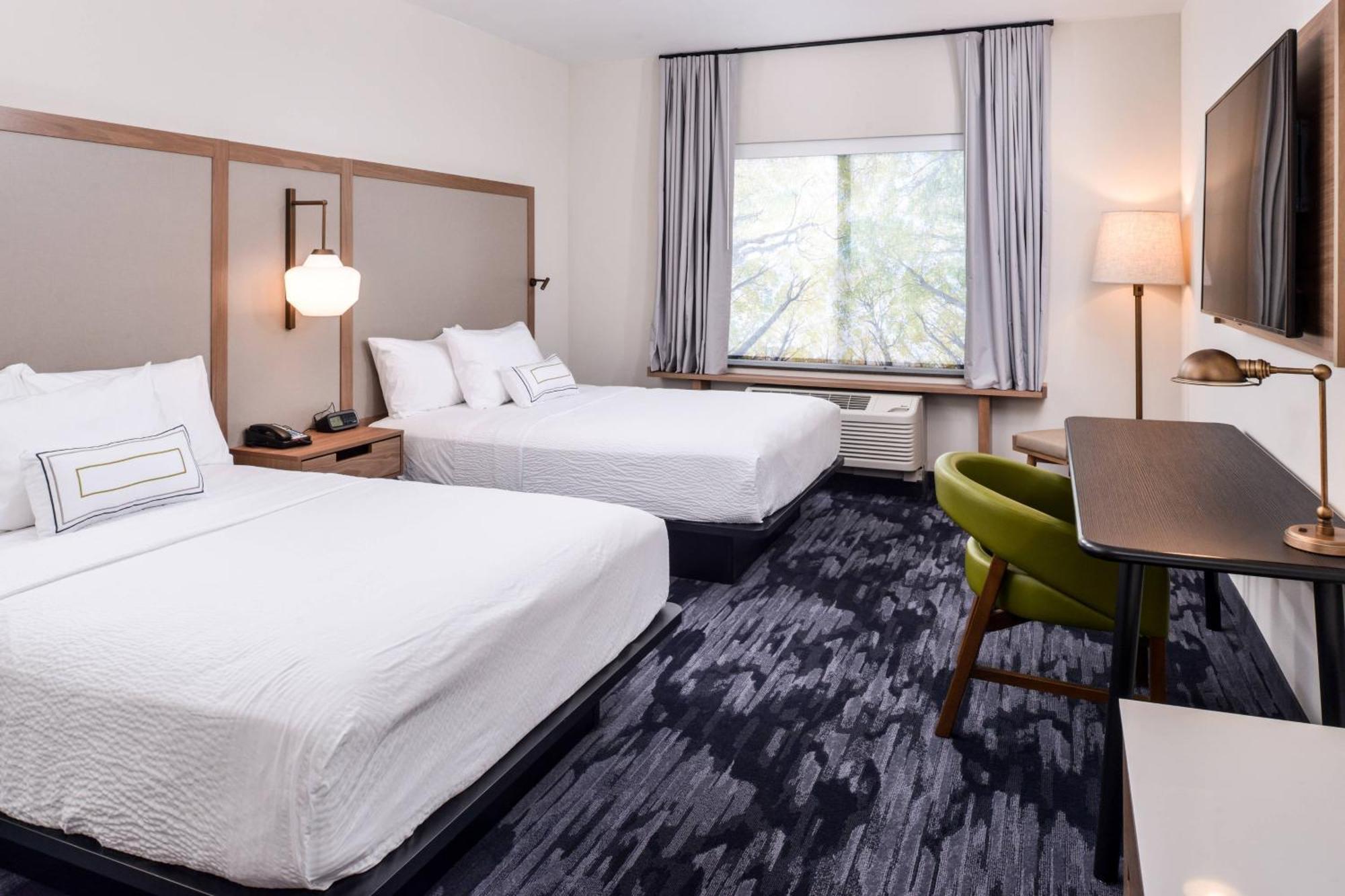 Fairfield Inn & Suites By Marriott Staunton Buitenkant foto